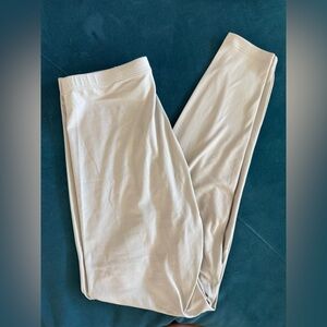 NEW Zenana Outfitters Beige Leggings